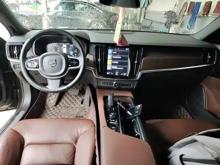 Volvo V90 2021 Cross Country B5 AWD Zhiyuan Edition 10