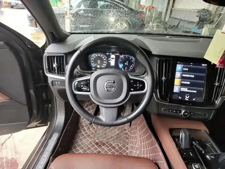 Volvo V90 2021 Cross Country B5 AWD Zhiyuan Edition 11