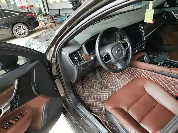 Volvo V90 2021 Cross Country B5 AWD Zhiyuan Edition 16