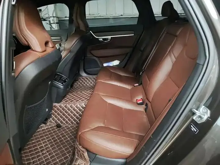 Volvo V90 2021 Cross Country B5 AWD Zhiyuan Edition 17