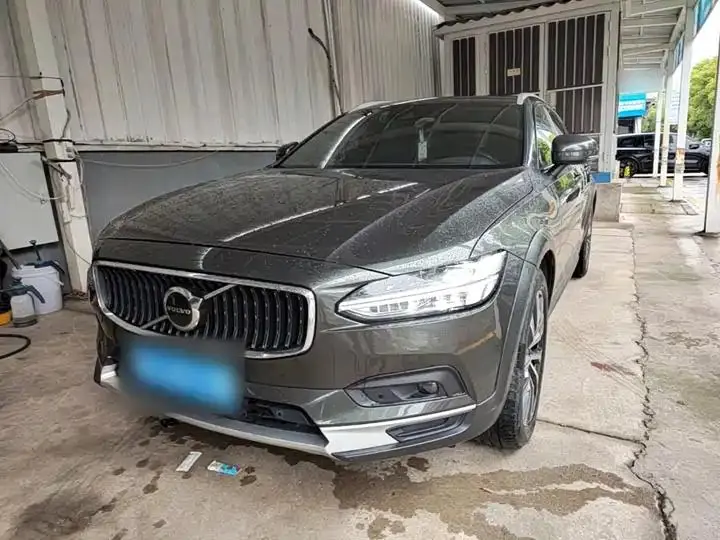 Volvo V90 2021 Cross Country B5 AWD Zhiyuan Edition 2