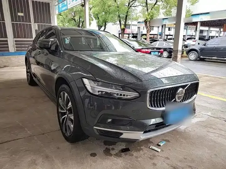 Volvo V90 2021 Cross Country B5 AWD Zhiyuan Edition 4