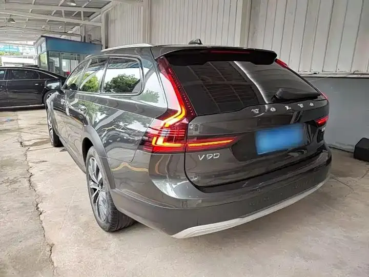 Volvo V90 2021 Cross Country B5 AWD Zhiyuan Edition 5