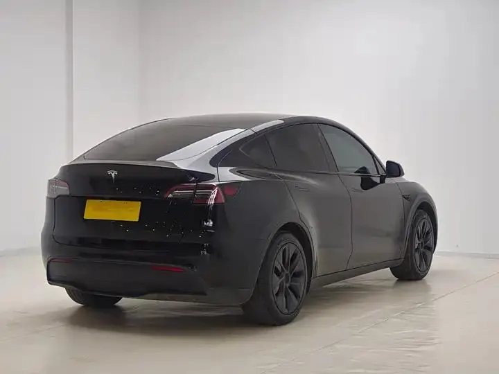 2023 Model Y Rear-Wheel Drive Version 7