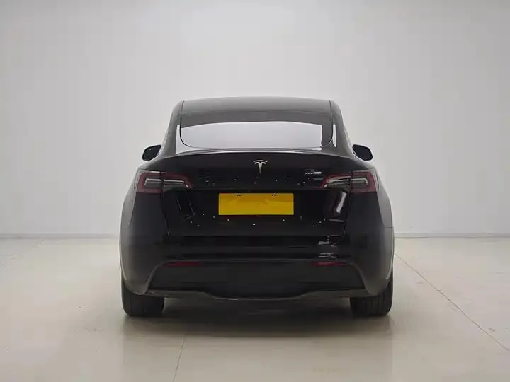 2023 Model Y Rear-Wheel Drive Version 8