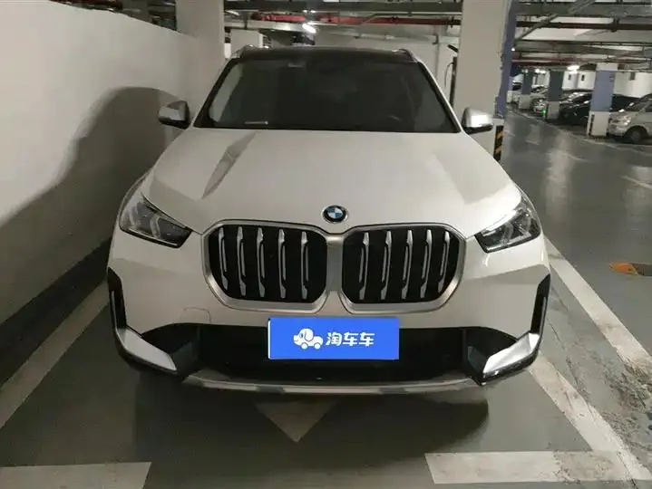 BMW X1 2024 sDrive25Li X Design Set 2