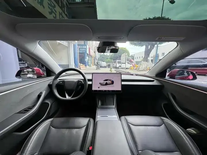 Model 3 2023 rear-wheel drive version 10