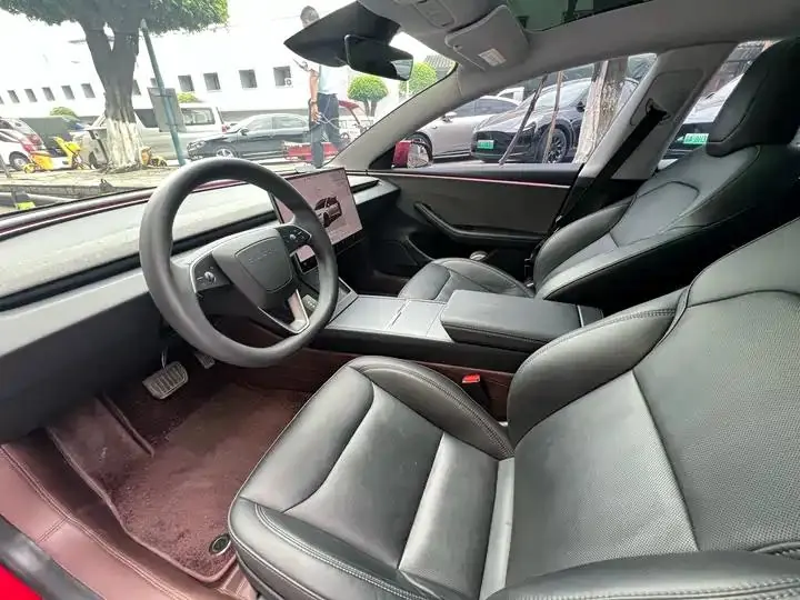Model 3 2023 rear-wheel drive version 7