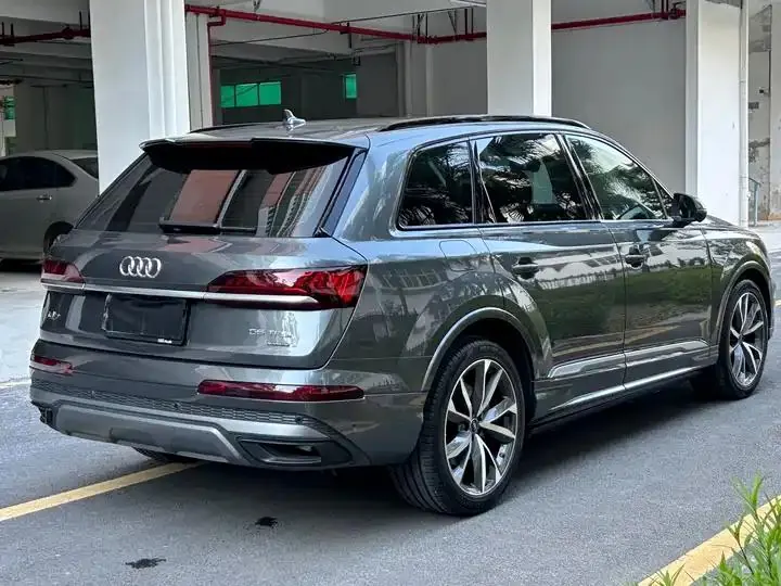 Audi Q7 2022 55 TFSI quattro S line Sport 7