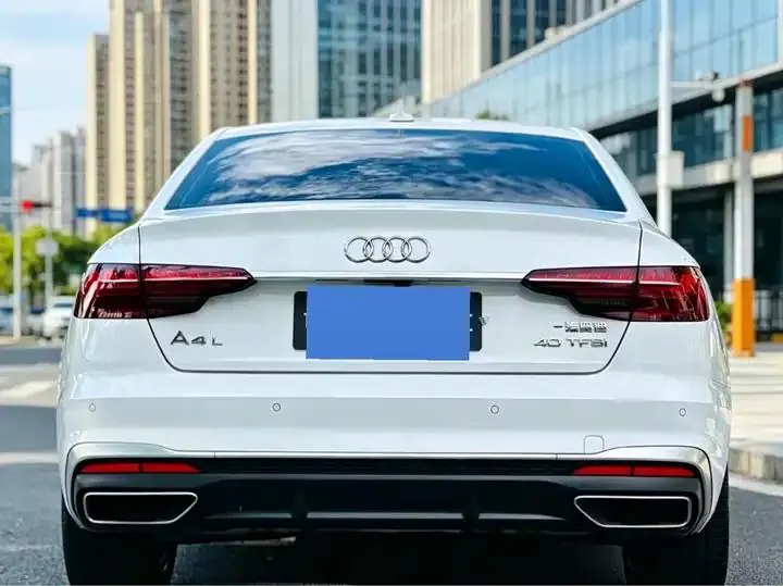 Audi A4L 2020 model 40 TFSI Luxury Dynamic Edition 15