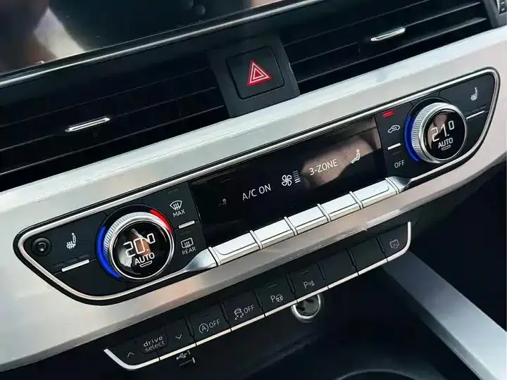 Audi A4L 2020 model 40 TFSI Luxury Dynamic Edition 5