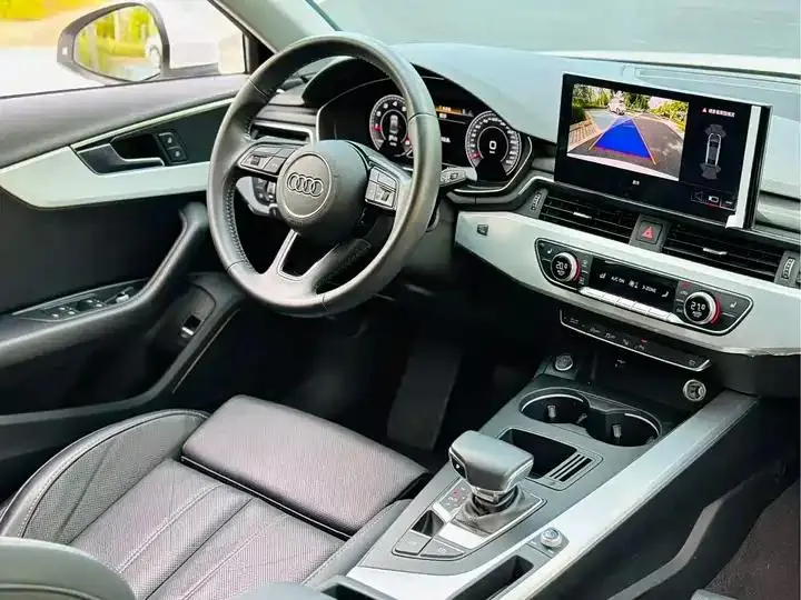 Audi A4L 2020 model 40 TFSI Luxury Dynamic Edition 6