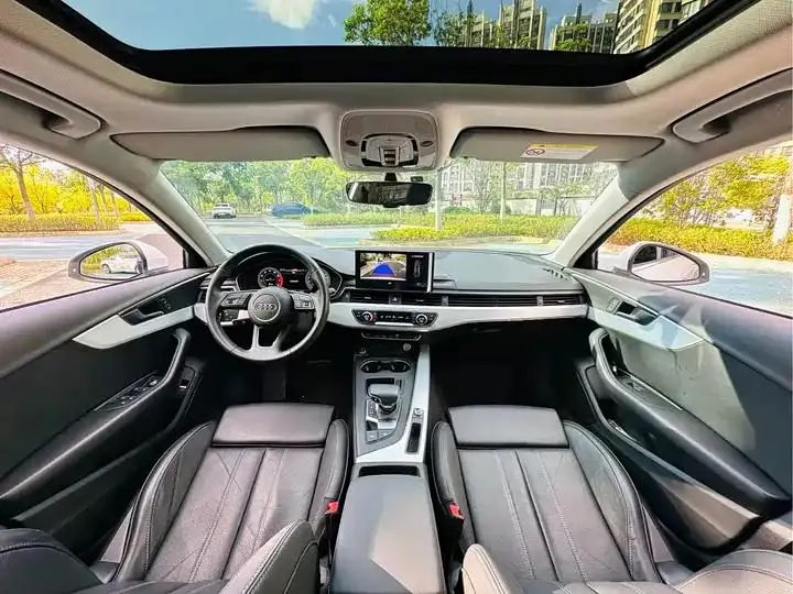 Audi A4L 2020 model 40 TFSI Luxury Dynamic Edition 7