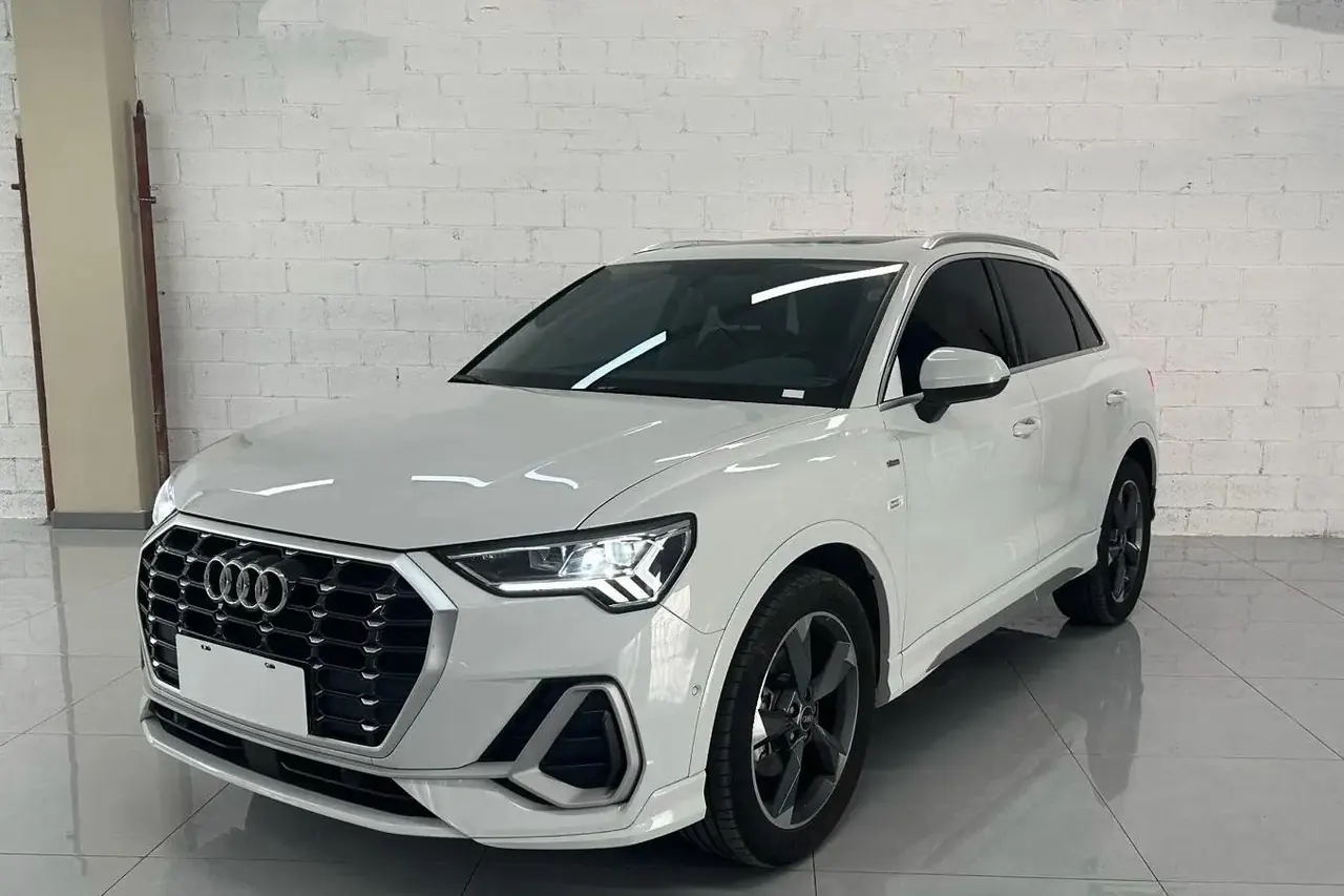 Audi 2023 Q3 1.4TFSI 35TFSI Fashion Dynamic Automatic - View 1