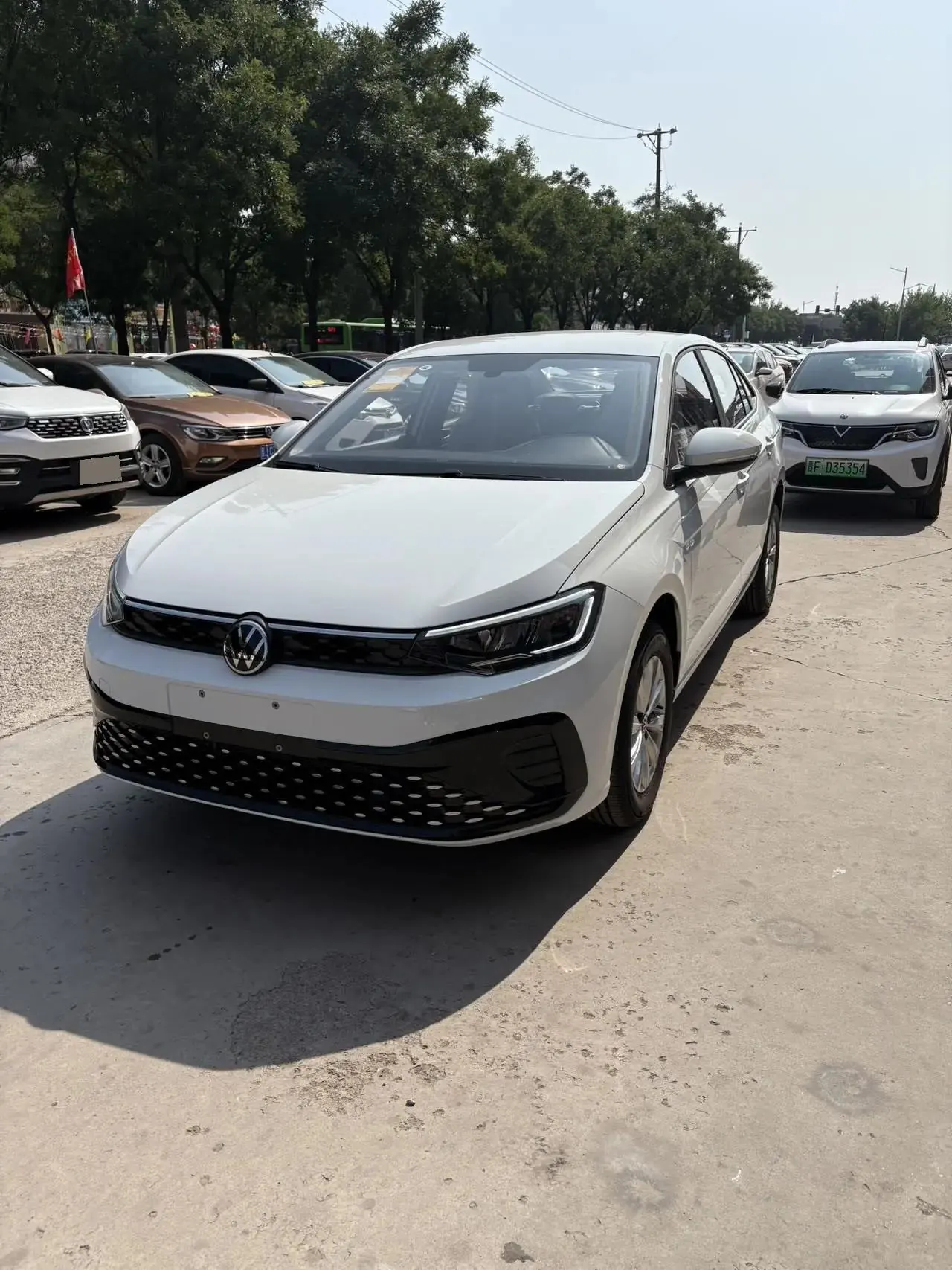 Volkswagen 2025 Lavida New Entry 1.5 Outstanding New Edition Automatic - View 1