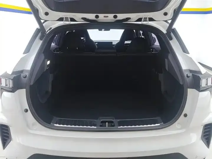 LYNK&amp;CO 06 2023 Remix 1.5T Halo 4