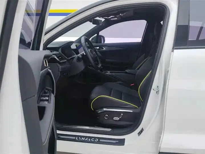 LYNK&amp;CO 06 2023 Remix 1.5T Halo 9