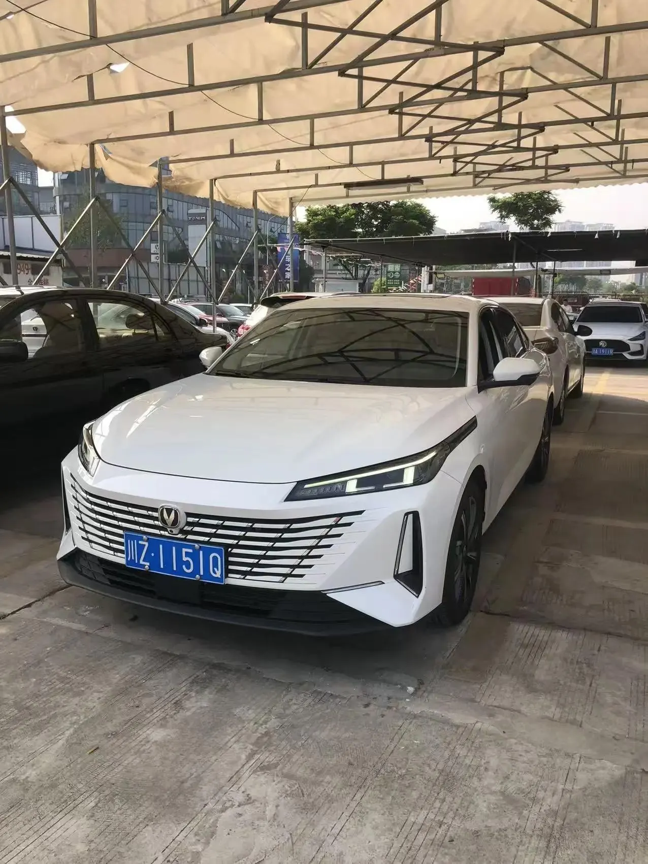 Open image lightbox: ChangAn 2024 Yidong 1.5TGDI Flagship Automatic Gear