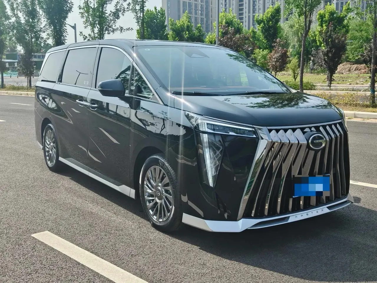 Chuanqi 2025 M8 Double Engine 2.0T Master Series Super Hybrid Automatic Gear 3