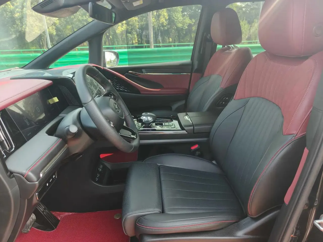 Chuanqi 2025 M8 Double Engine 2.0T Master Series Super Hybrid Automatic Gear 4