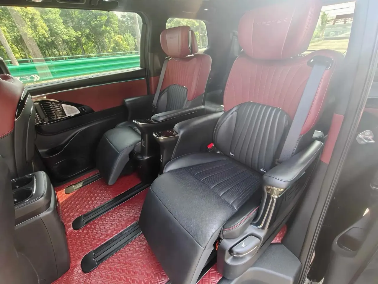 Chuanqi 2025 M8 Double Engine 2.0T Master Series Super Hybrid Automatic Gear 6