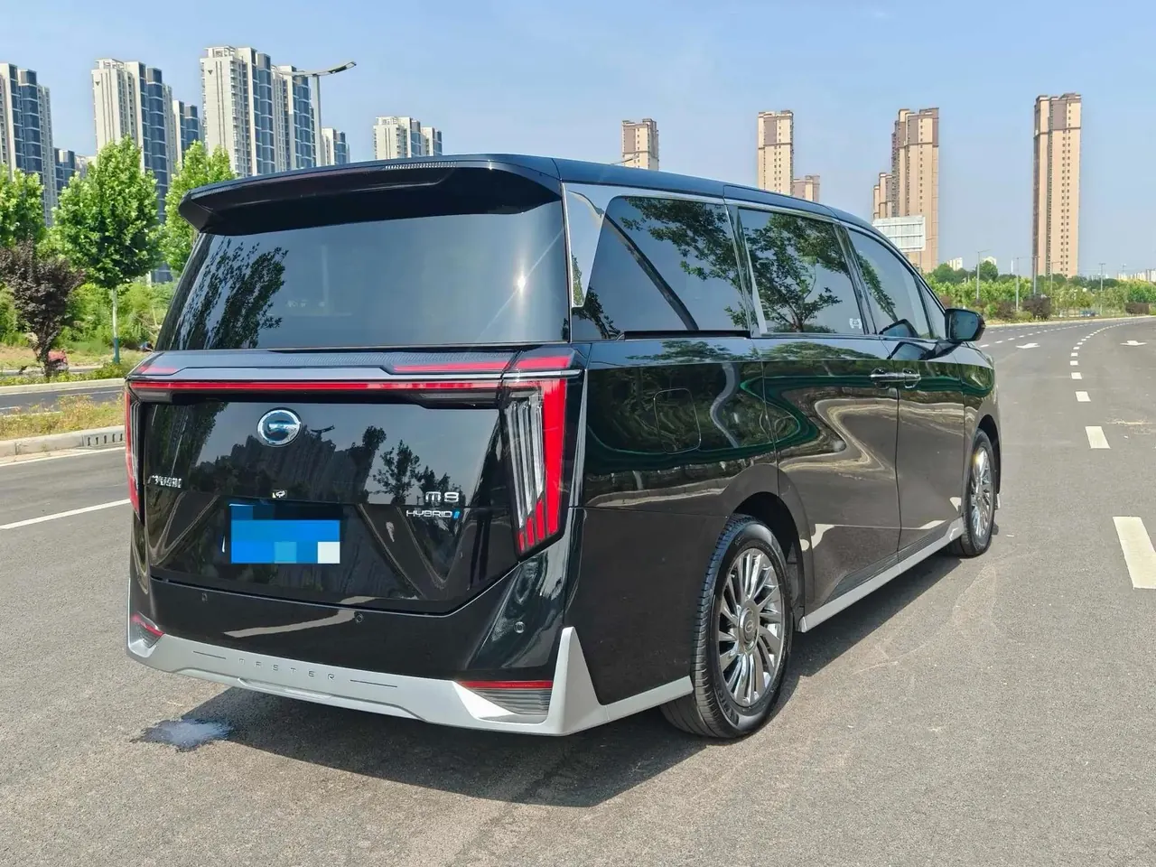 Chuanqi 2025 M8 Double Engine 2.0T Master Series Super Hybrid Automatic Gear 9