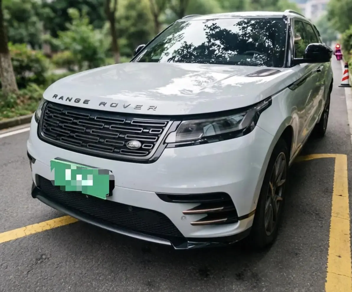 Открыть галерею: Range Rover Star Vein 2024 Dynamic HSE