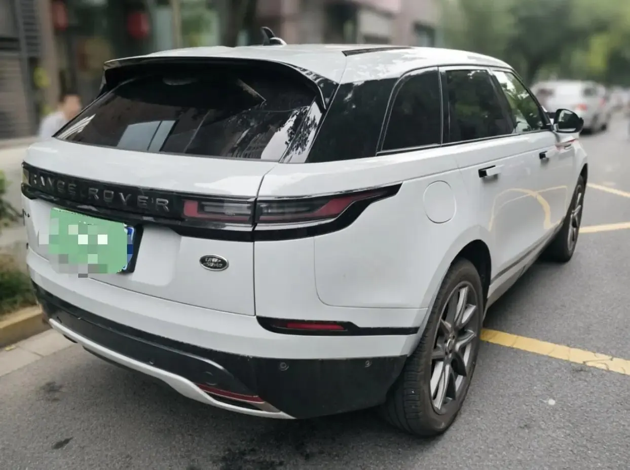 Range Rover Star Vein 2024 Dynamic HSE 9
