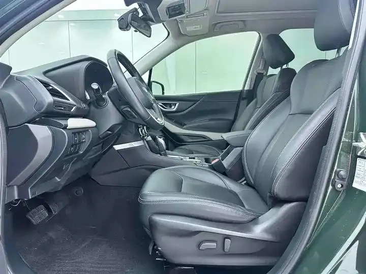 Forester 2022 2.0i AWD Deluxe Edition EyeSight 17