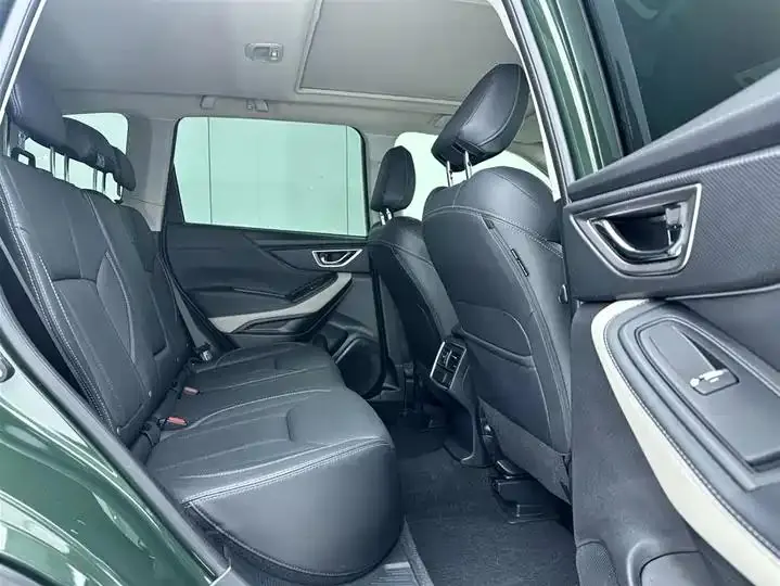 Forester 2022 2.0i AWD Deluxe Edition EyeSight 24