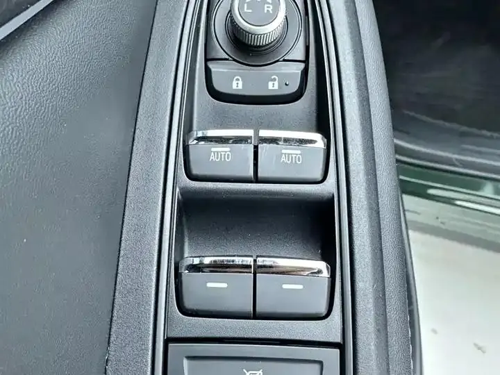 Forester 2022 2.0i AWD Deluxe Edition EyeSight 25