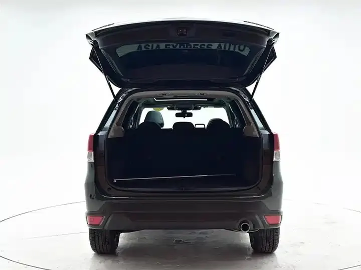 Forester 2022 2.0i AWD Deluxe Edition EyeSight 8