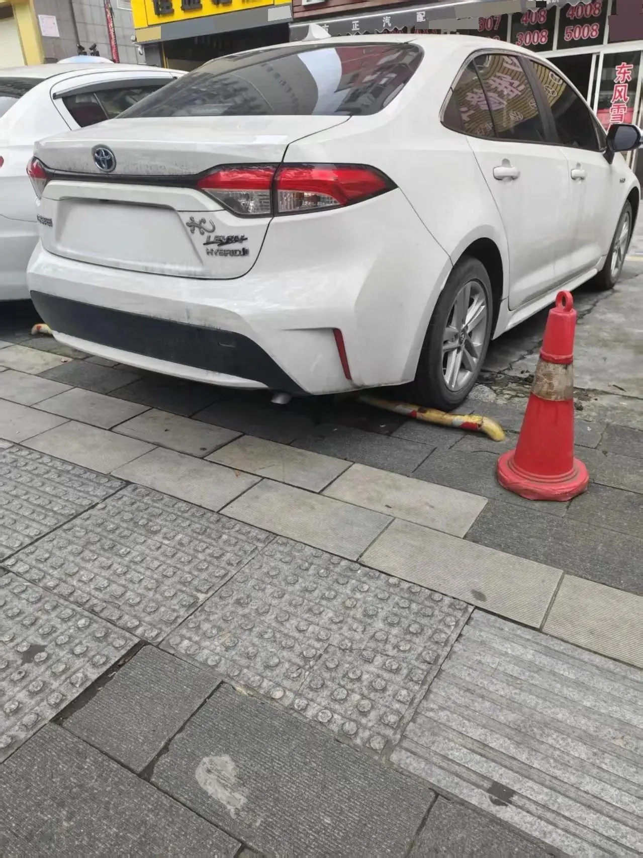 Lei Ling 2022 Double Engine 1.8H E-CVT Deluxe Edition 5