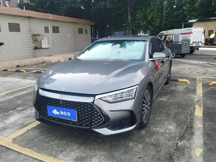 Han 2024 DM-i Glory Edition 121KM Honor Type - View 1