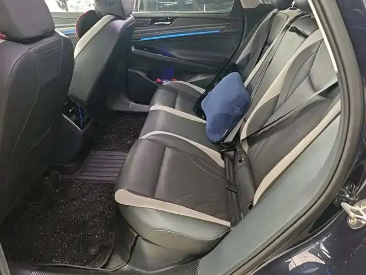 Volkswagen ID. 7 VIZZION 2024 PRO 17
