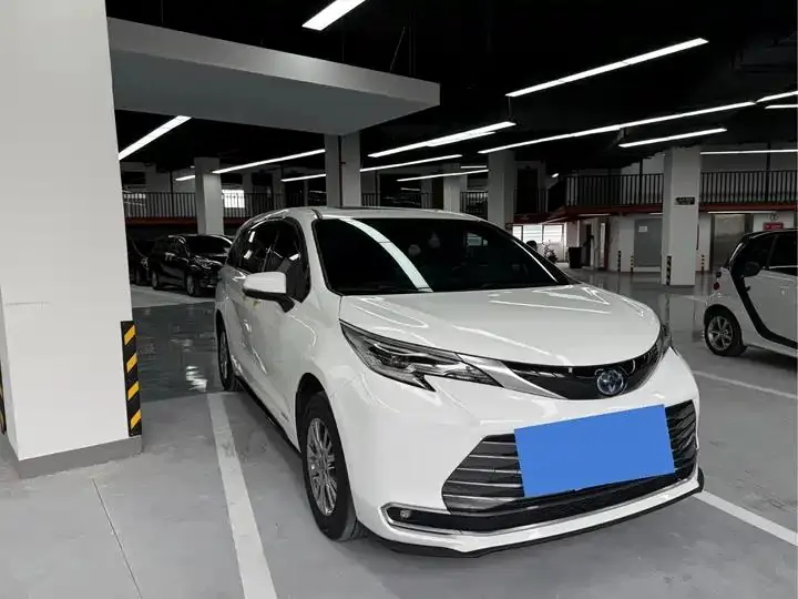 Sana SIENNA 2021 2.5L Hybrid Comfort Edition 3