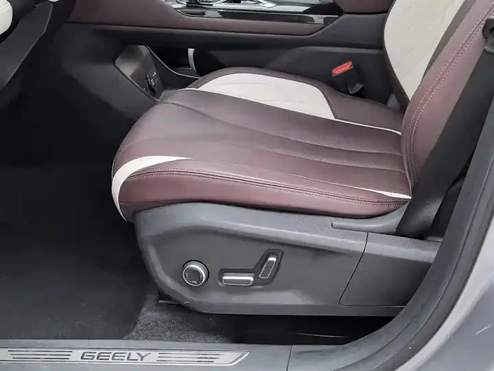 XingyueL (Monjaro) 2024 model, 2.0TD high-power automatic two-wheel-drive Cloud Rising Edition 20