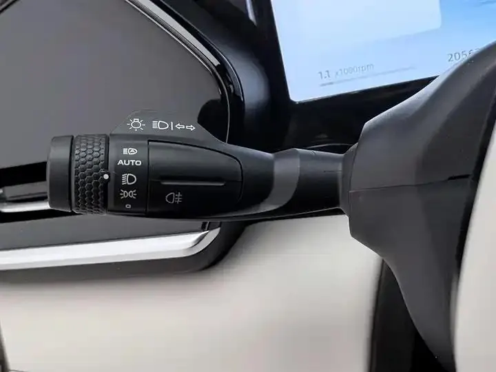 XingyueL (Monjaro) 2024 model, 2.0TD high-power automatic two-wheel-drive Cloud Rising Edition 21