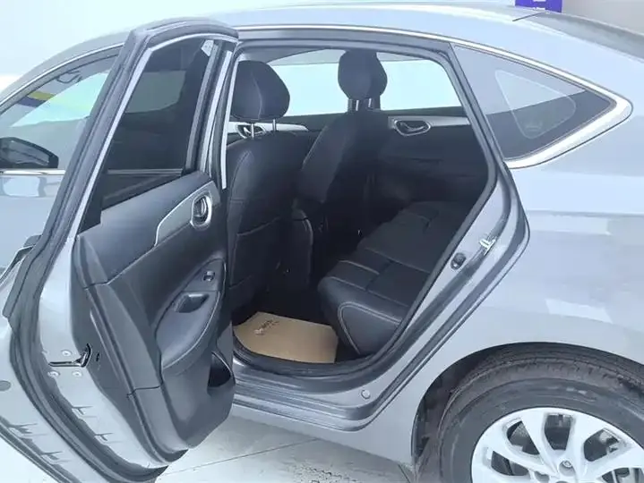 Xuanyi 2024 to 2 Classic 1.6XE CVT Comfort Edition 11