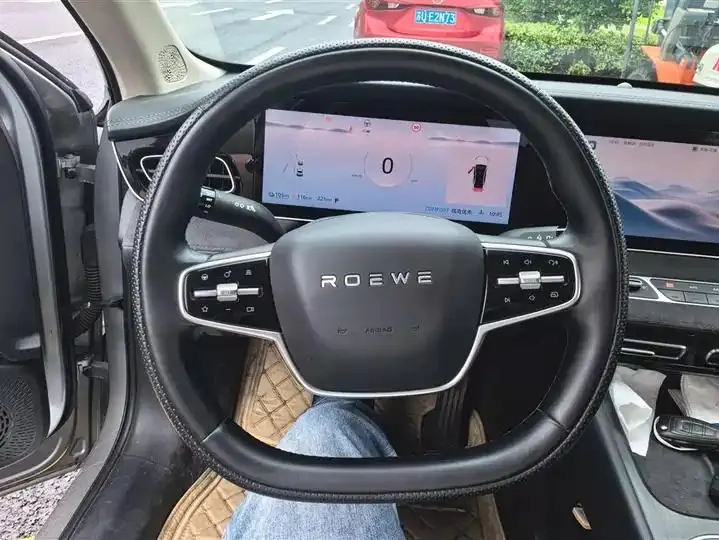Roewe D7 2023 DMH 125km Flagship 15