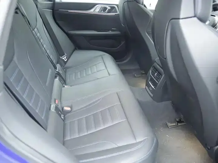 BMW i4 M 2023 model M50 10