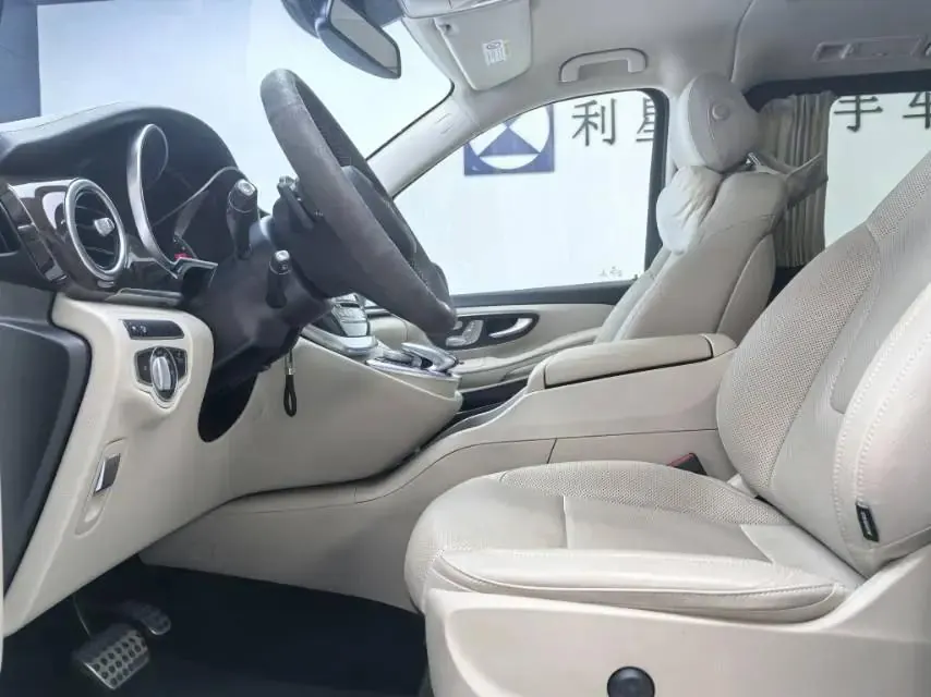 Mercedes Benz V 2018V 260 Distinguished Edition National V 6