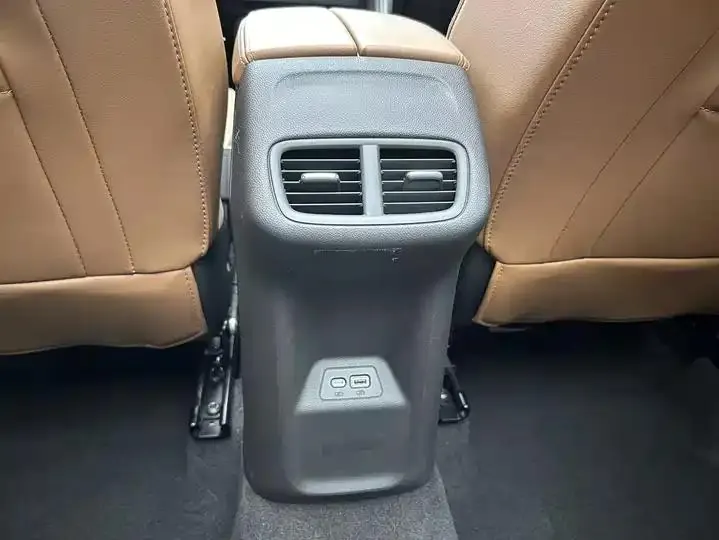 Oncorvee 2020 Oncorvee S 652T Four-wheel Drive Luxury Model 13