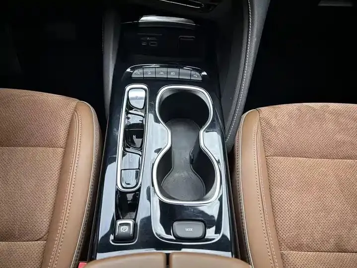 Oncorvee 2020 Oncorvee S 652T Four-wheel Drive Luxury Model 27