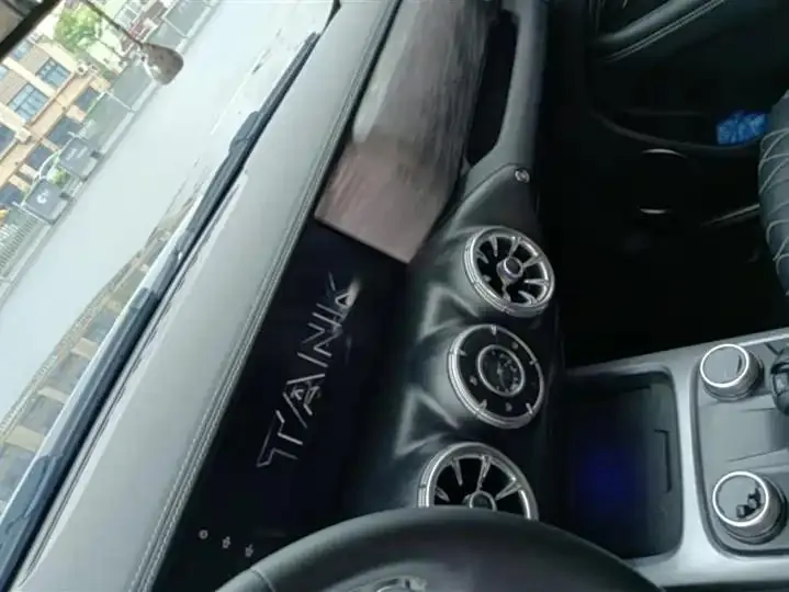 Tank 300 2021 City Edition 2.0T I Look 13