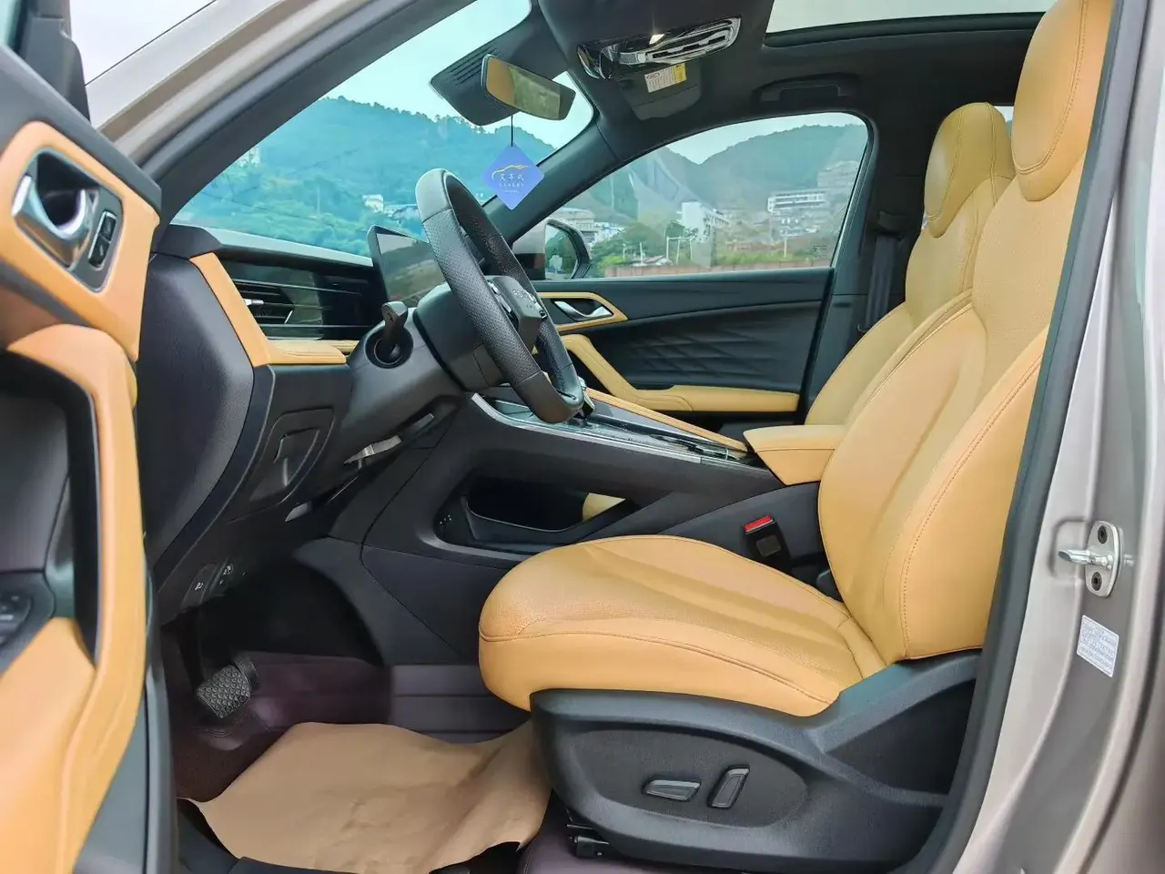 Roewe RX5 2023 3rd Generation 330TGI Super Sliding Screen Edition 5