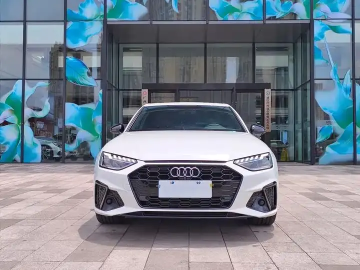 Audi A4L 2024 40 TFSI Deluxe Dynamic 2