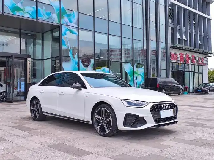 Audi A4L 2024 40 TFSI Deluxe Dynamic 3