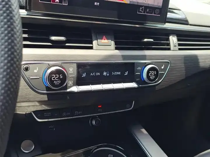 Audi A4L 2024 40 TFSI Deluxe Dynamic 31
