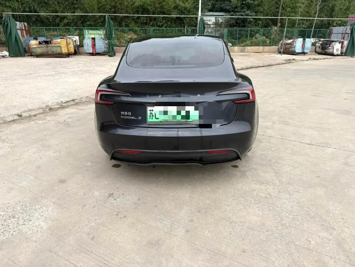 Tesla 2025 Model 3 Rear-Wheel Drive (Refreshed) Automatic 4